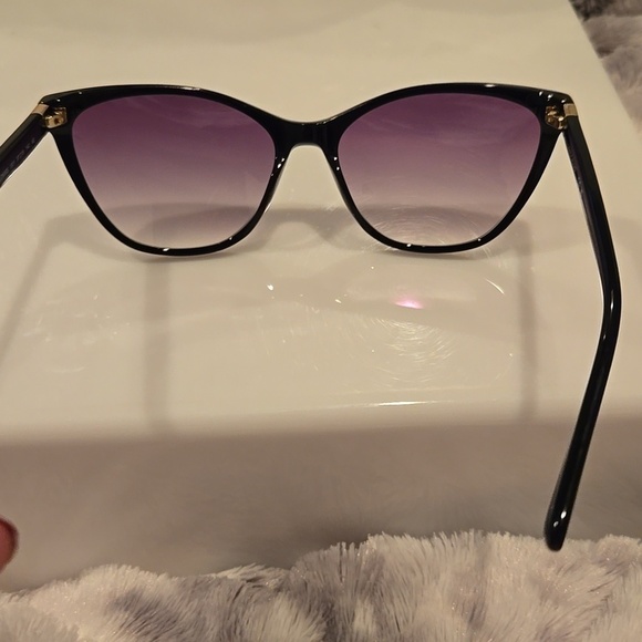 Longchamp Paris Black and Gold Cat Eye Sunglasses Brand New In Case main image 6